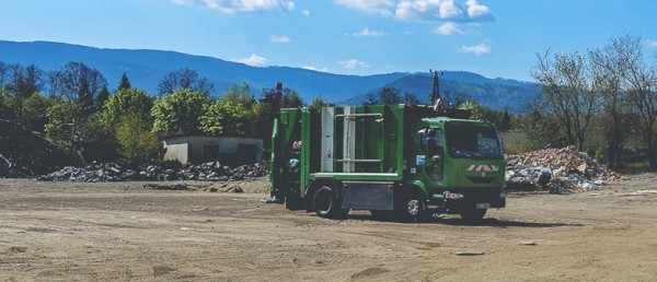 HARMONOGRAM ODBIORU ODPADÓW Z GMINY RADZIECHOWY WIEPRZ W ROKU 2017