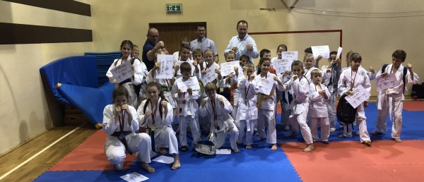 Zawodnicy Arawashi na medal!