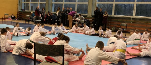 WALKI W RADZIECHOWACH !