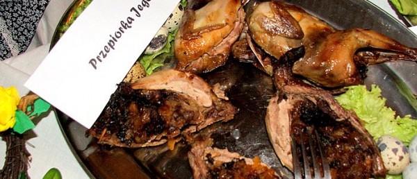 Nadziewany królik górą