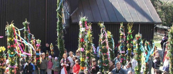 TRADYCYJNY KONKURS PALM WIELKANOCNYCH w Juszczynie