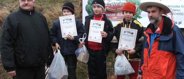 Wyniki XXI Międzynarodowy Bieg Dudka XII Memoriał Ewy Dudek. Mistrzostwa LZS , eliminacje MP Amatorów PZN Biały Krzyż