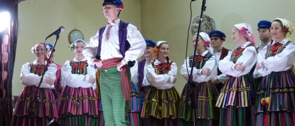 Piękny Koncert Noworoczny Zespołu Pieśni i Tańca ''Jodełki''