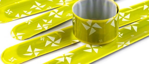 Przypominamy o obowiązkowych odblaskach dla pieszych!