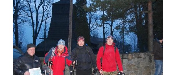 Ekstremalna Droga Krzyżowa Zamarski dotrze w Wielki Piątek na Matyske w Radziechowach