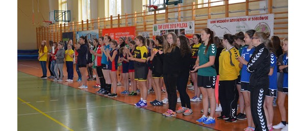 MILÓWCE SYPNĘŁO NIESPODZIANKAMI